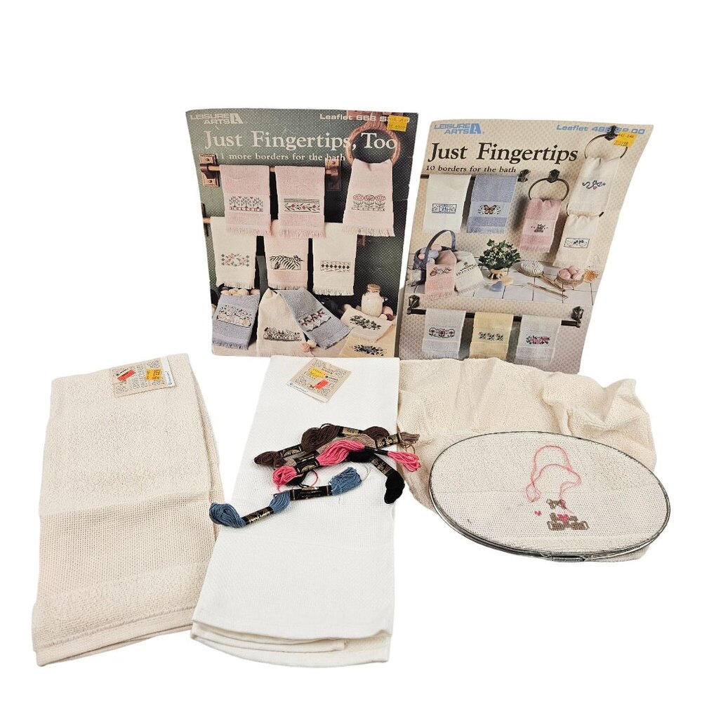 Counted Cross Stitch Fingertip Towel Lot 2 Leisure Arts Leaflets 2 Towels Hoop